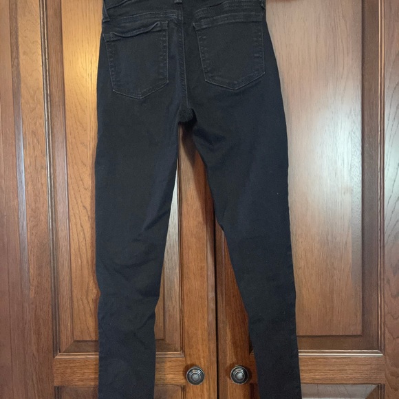 Girls size 10 pull on skinny jeans. SO brand and have only worn 1 time. - Picture 3 of 3